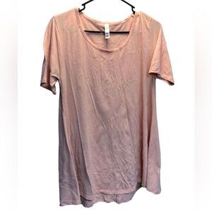 LuLaRoe Perfect T. Medium, pale pink/coral.